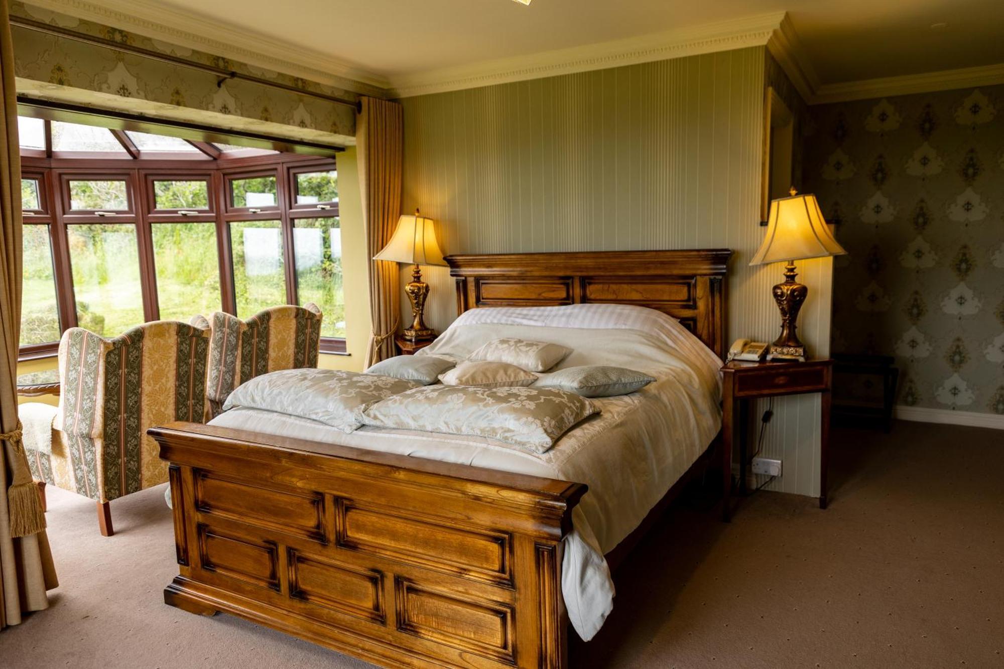 Ballinalacken Castle Country House Hotel Doolin Eksteriør billede